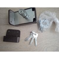 Замок накладной новый