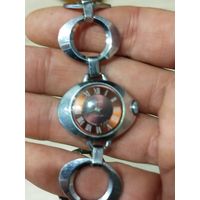 Красивые женские часы слава