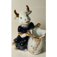 Статуэтка - подсвечник КОРОВА