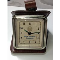 Часы - будильник , настольные - командировочные . Юбилейные .