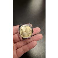 С 1 рубля 3 дня! Яркое внешнее состояние. Качнешь, идут и останавливаются.