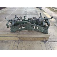 Весы старинные Грифоны