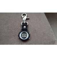 Часы-брелок