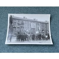 Баранавічы Барановичи БССР / парад на плошчы да дня касманаўтыкі