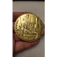 Настольная медаль Минский моторный завод,200 лотов с 1 рубля!!!