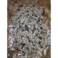 Радиодетали. Диоды СССР Д226. 1000 штук. Вес 1.45кг.