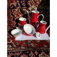 Красный фарфоровый сервиз ГДР совет. времен с рубля без МЦ