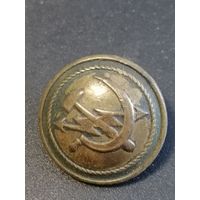 Пуговица серп молот молния