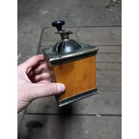 Винтажная кофемолка