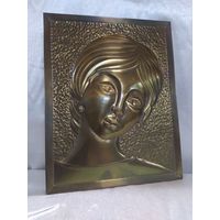 Голова девушки