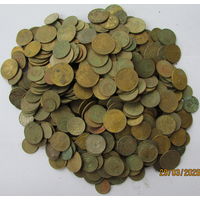 Небольшой лотик дореформенных монеток СССР. Сборный лот, около 1,5 кг. С рубля.