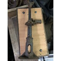 Домкрат винтовой 2 т.  УАЗ, ГАЗ 67-69 СССР