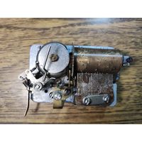 Механизм музыкальный часов-будильника НАИРИ (ЛИРА). 60-е годы.