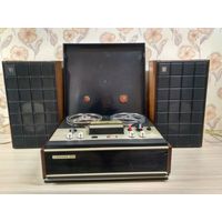 Магнитофон катушечный Сатурн 201 с колонками