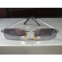 Винтажные очки 90-х годов .Предсезонная распродажа Винтажных солнцезащитных очков с рубля !