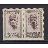 Французский Кот-д Ивуар 1960** Африканская ритуальная маска племени Бете сцепка