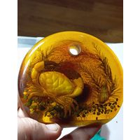 Подставка с крабом  под янтарь .