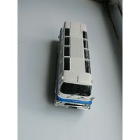 Автолегенда СССР ЗИЛ-118К Юность DeAgostini 1:43