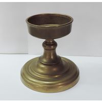 Подсвечник 70-е годы Европа. Латунь. Высота 12 см.