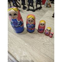 Матрёшка 5 шт(одна треснула,с рубля