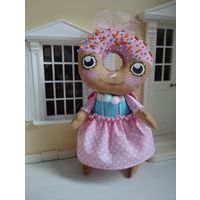 Пончик примитивная куколка ручной работы из текстиля ростик 17см, стоит и сидит самостоятельно