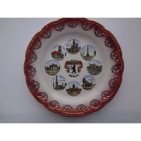 Тарелка настенная Берлин (герб, 8 сюжетов).