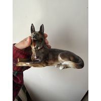 Собака фарфор