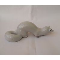 Статуэтка фарфор соболь