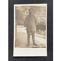 Фотооткрытка 1 Мировая война / походный мундир (Feldrock) брюки-галифе сапоги