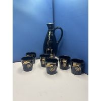 Винтажный набор из керамики графин и 6 рюмок