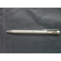 Ручка с электронными часами.Часы идут,стержня нет.