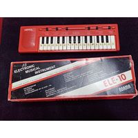 С рубля без мц. синтезатор Venta  Ele 10 коробка 47х15х7см.