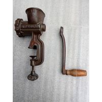 Старая чугунная мясорубка Клинцы 1962