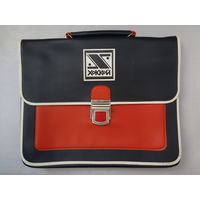 Портфель школьника.