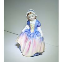 Изящная маленькая девочка,статуэтка Royal Doulton.