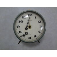 Будильник Янтарь.