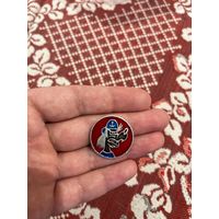 Ну погоди значок