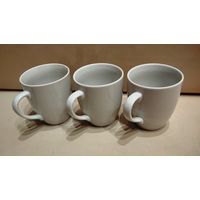 Набор  белых чашек. Новые. Дешево. Распродажа