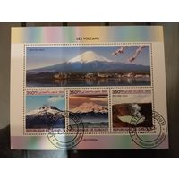 ЛИСТ ВУЛКАНЫ МИНИРАЛЫ МЕТЕОРИТЫ СТО