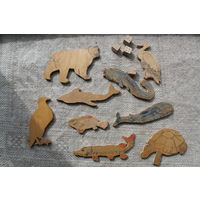 Резные фигурки животных из фанеры сделаны в период СССР