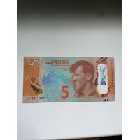 Новая Зеландия 5 UNC полимер с рубля