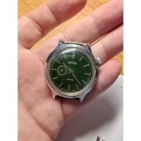 Часы ссср восток с боковой секундой стрелкой, редкие, тикают
