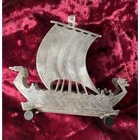 Салфетница . Европа. Серебрение