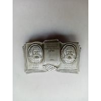 ЗНАЧОК КАРЛ МАРКС  ФРИДРИХ ЭНГЕЛЬС