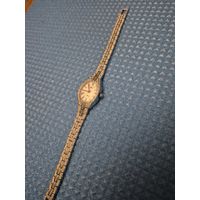 Часы женские . Луч кварц ( не проверялись )