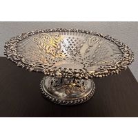 Винтажная ваза-фруктовница, выполненная из металла с серебрением, Английского производства с клеймом .