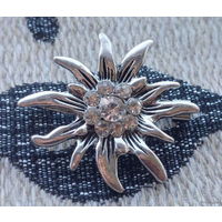 Австрия. Знак Эдельвейс для берета (пилотки). Предложи свою цену или обмен!