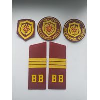 Погоны, нарукавные знаки (шевроны) обр.1969г., 1990г. и 1993г. ВВ МВД