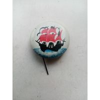 ЗНАЧОК КАРАБЛИК (МЕТАЛЛ)