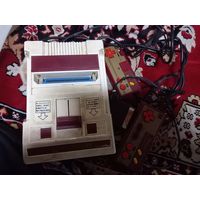 Игровая приставка и джойстики Nintendo Famicom (HVC-001) Japan разумный торг